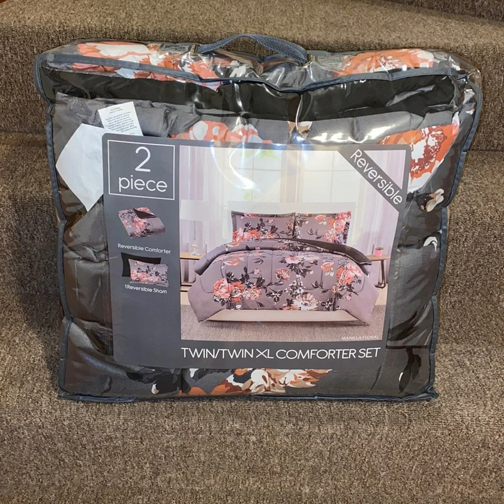 🔘 NWT Twin XL 2PC Comforter Set